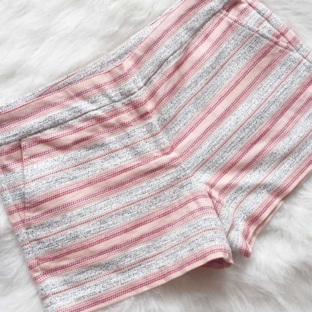 LOFT 4” Summer Shorts Size 4